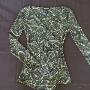 INC Top V-Neck Green Pasley Side Ruched